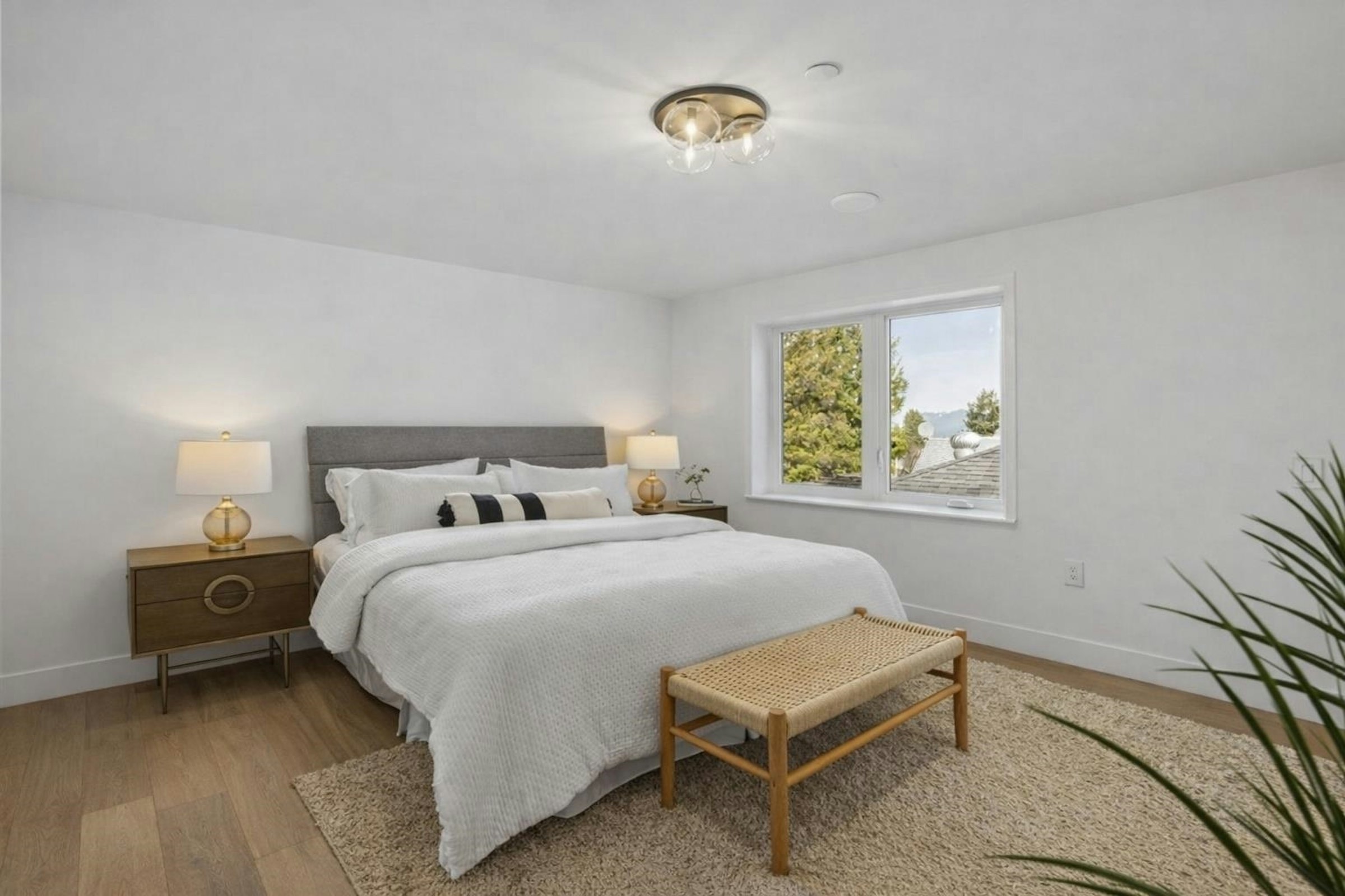 3381-masterbedroom