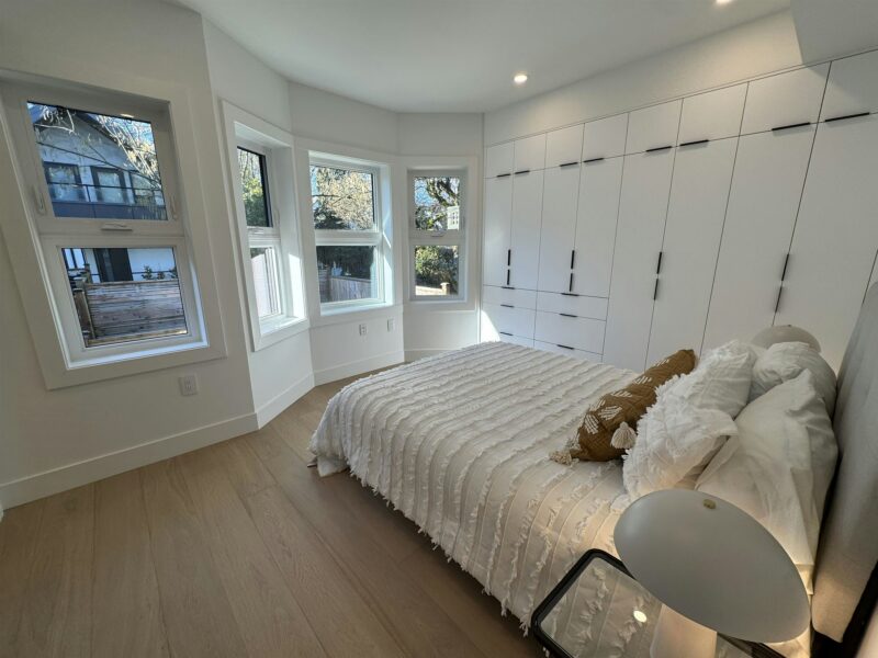 3383 master bedroom staged 2